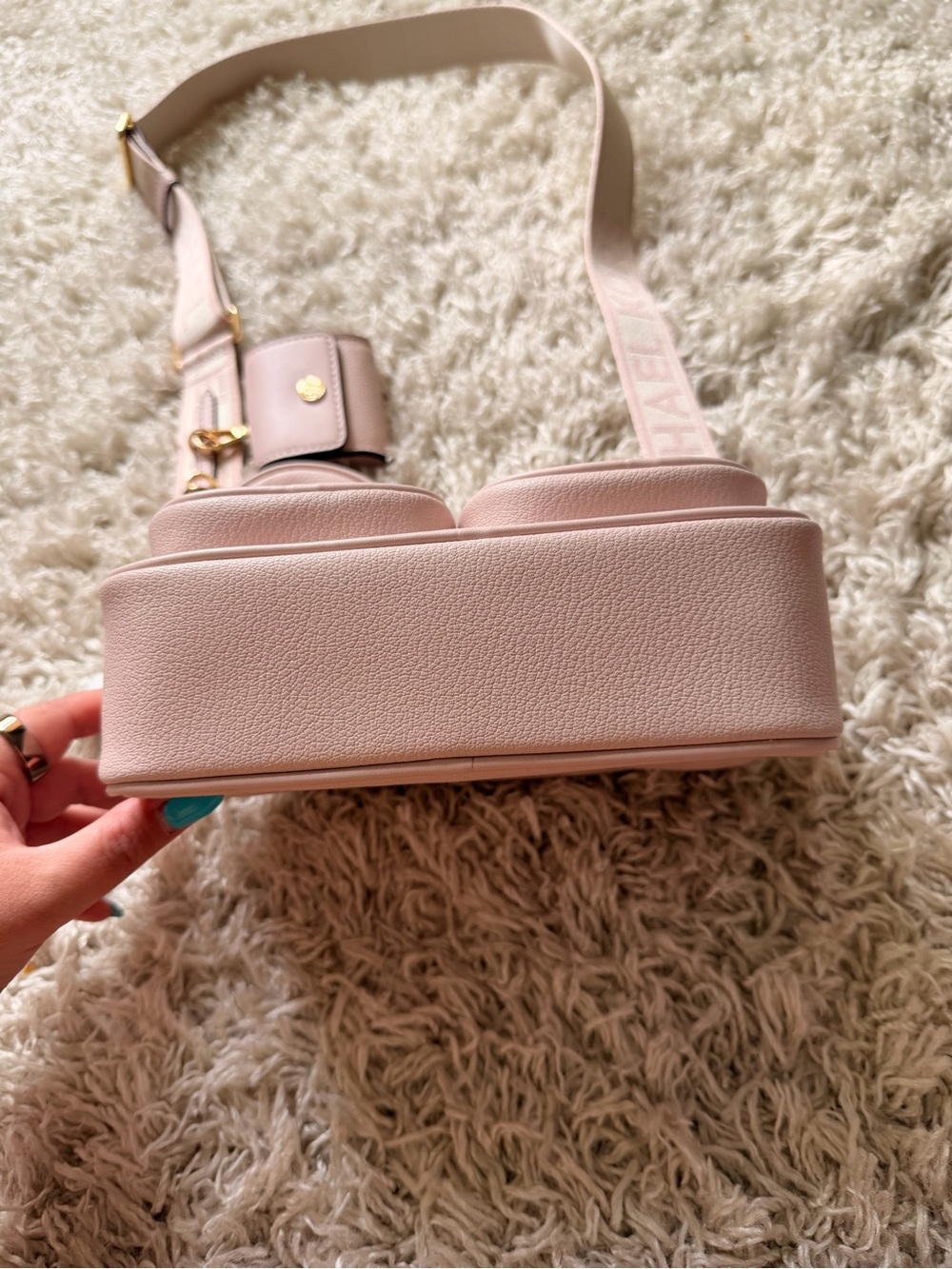 Michael Kors Blush Pink Pebbled Leather Crossbody with Coin Pouch - Picture 4 of 9